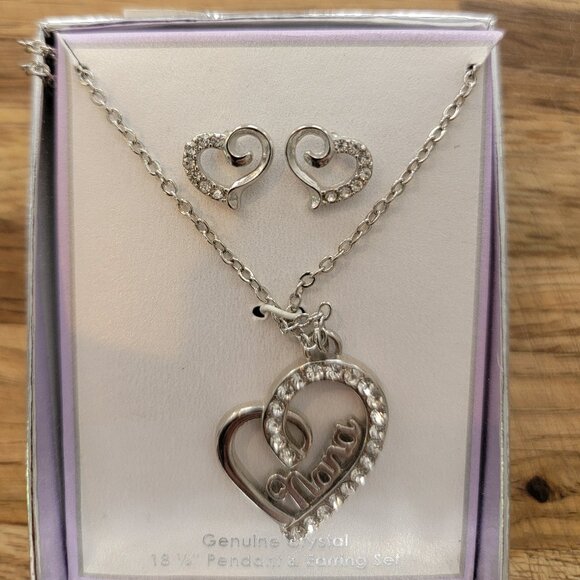 CZ Nana Necklace & Earrings Set Heart Shaped in Silver Tone Setting - Picture 4 of 9